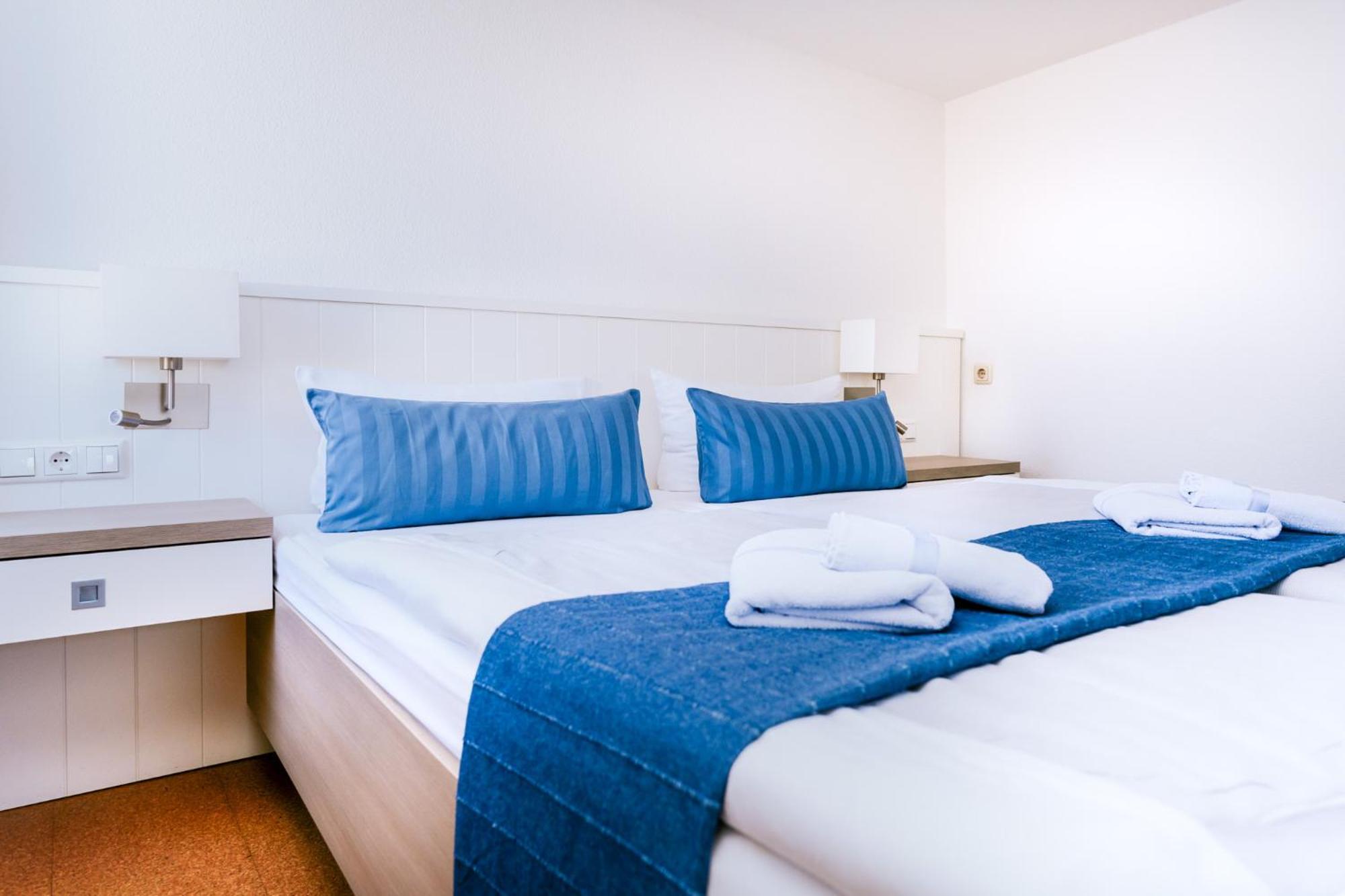 Hotel Zur Seemoewe Kirchdorf  Pokoj fotografie